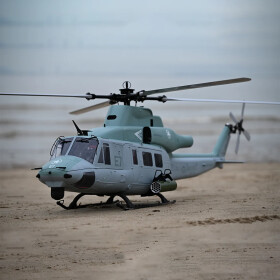 GOOSKY E7 UH-1Y Venom 700-Klasse 1/9 Maßstab BNF...